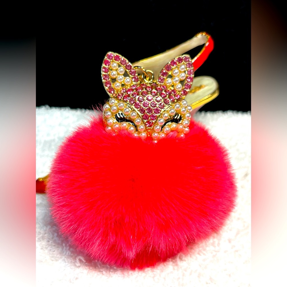 🖤furry FOX 🦊 purse bling key chain with SALMON FUR and gold accent